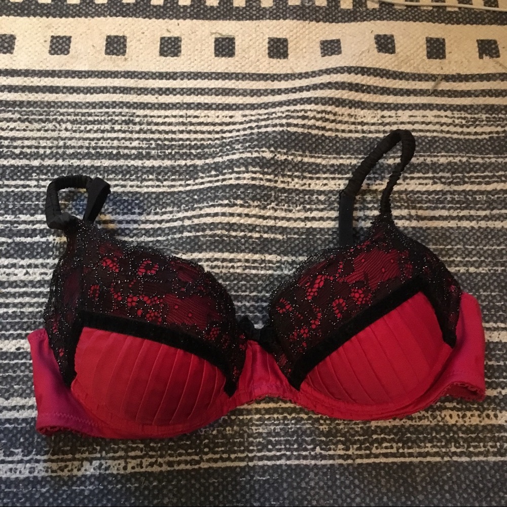 Lacey bra
